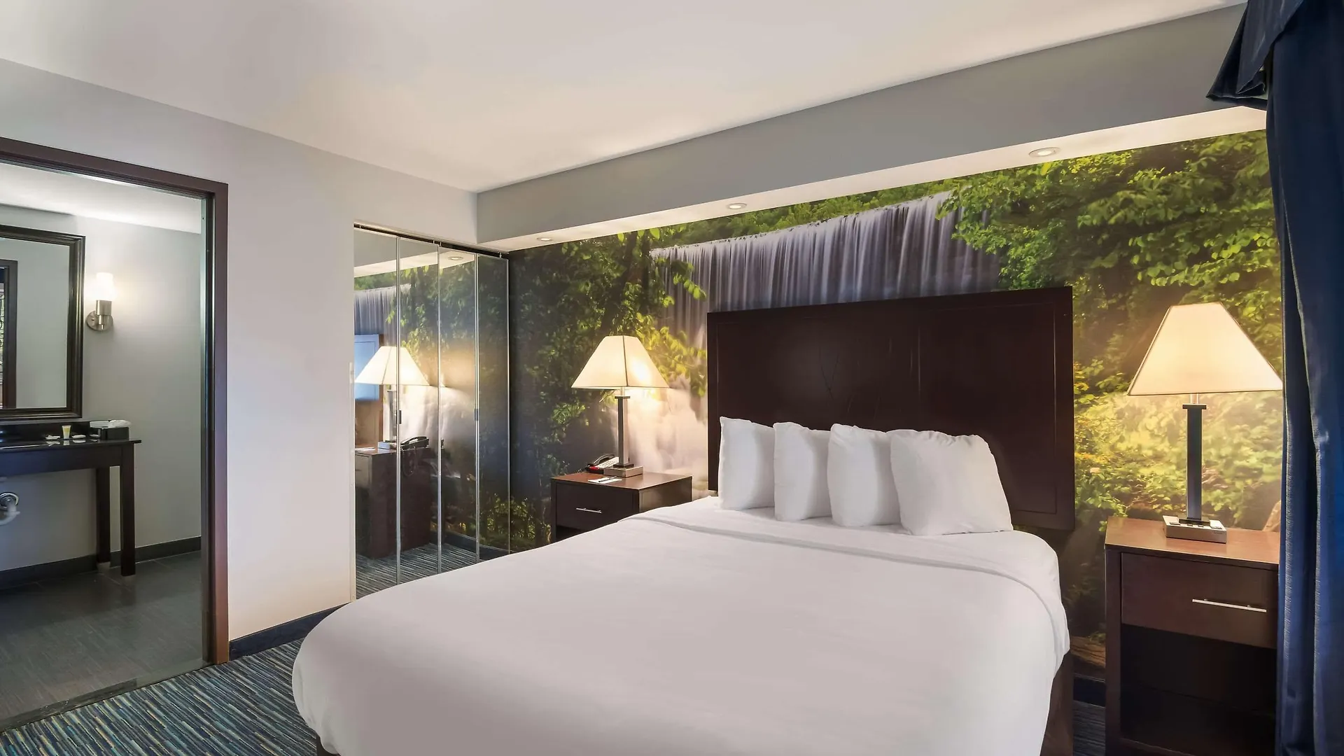 Staying Near Johnson Park: 7 Design Hotels Compared