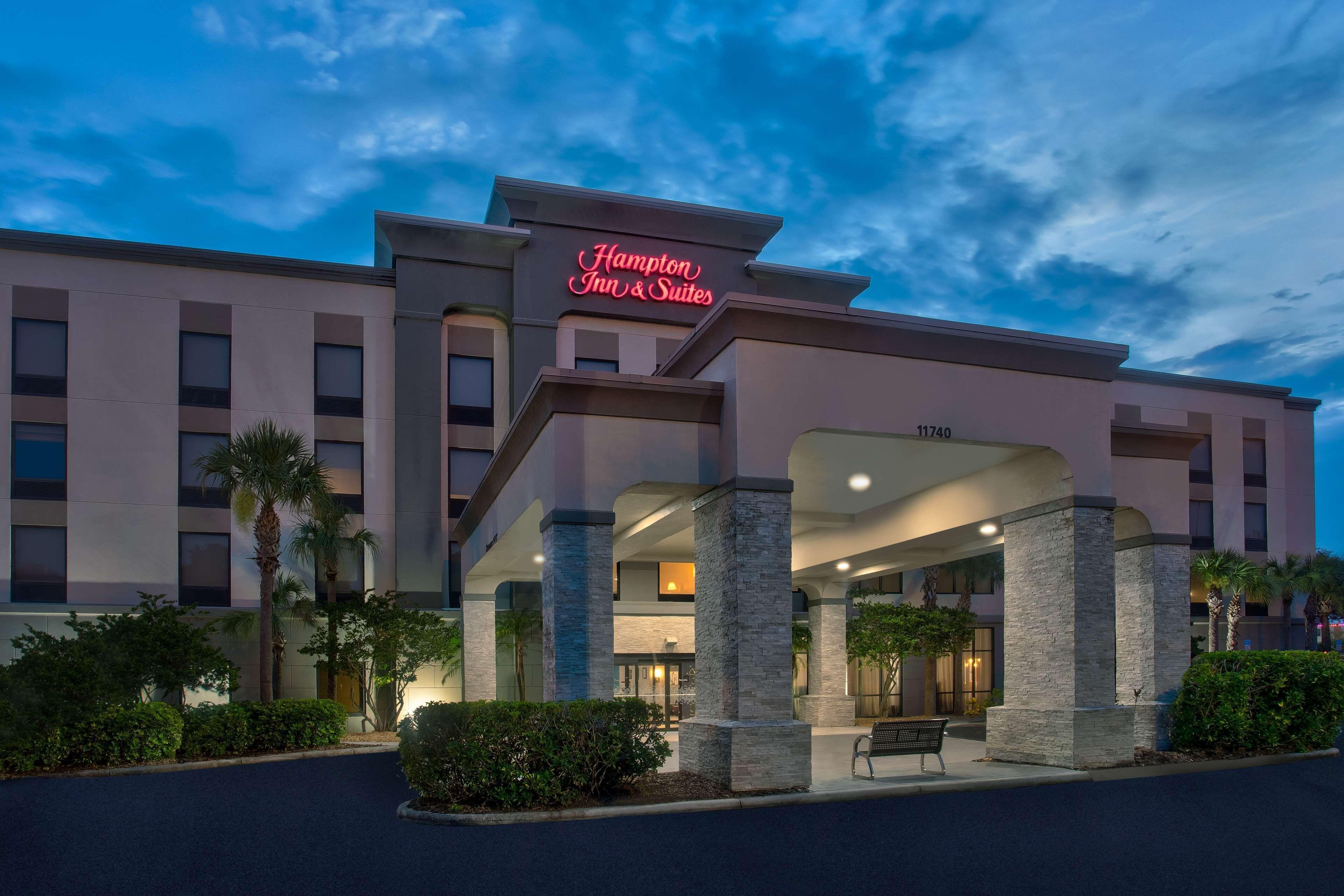 Where to Stay Near Seminole Casino Tampa: 4 Family Hotels