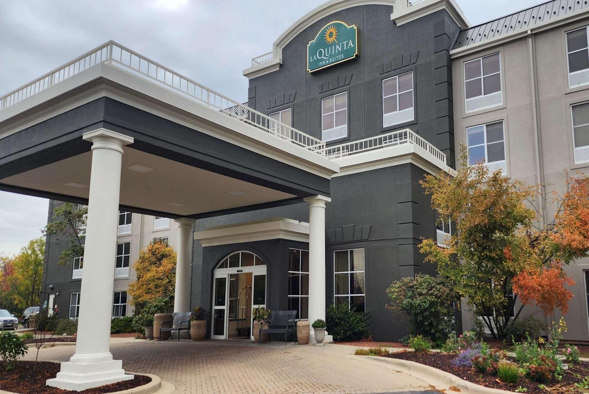 5 Business Hotels Near Greenfield Park Worth Booking